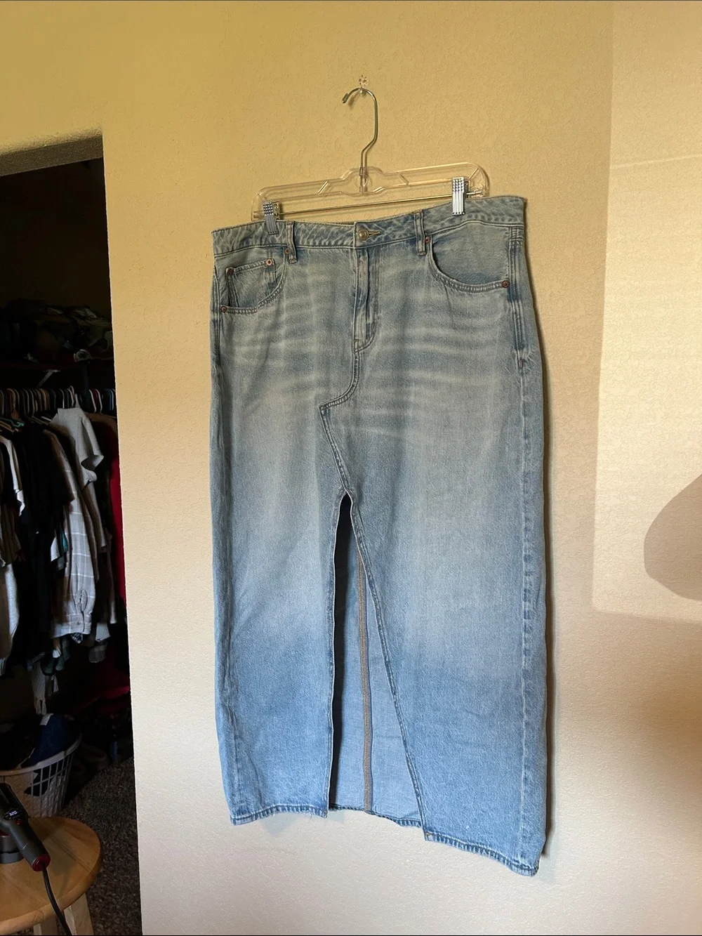 American Eagle Low Rise Maxi Denim Skirt 14